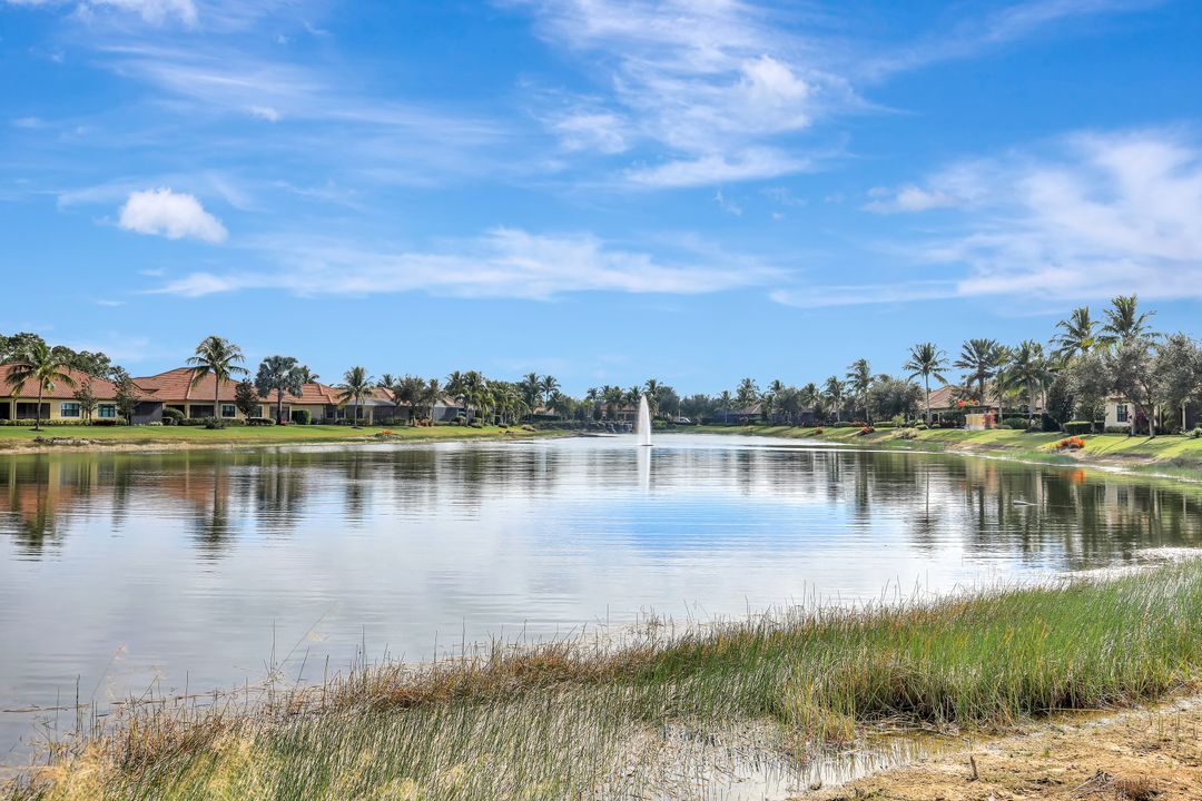 9492 Isla Bella Cir, Bonita Springs, FL 34135