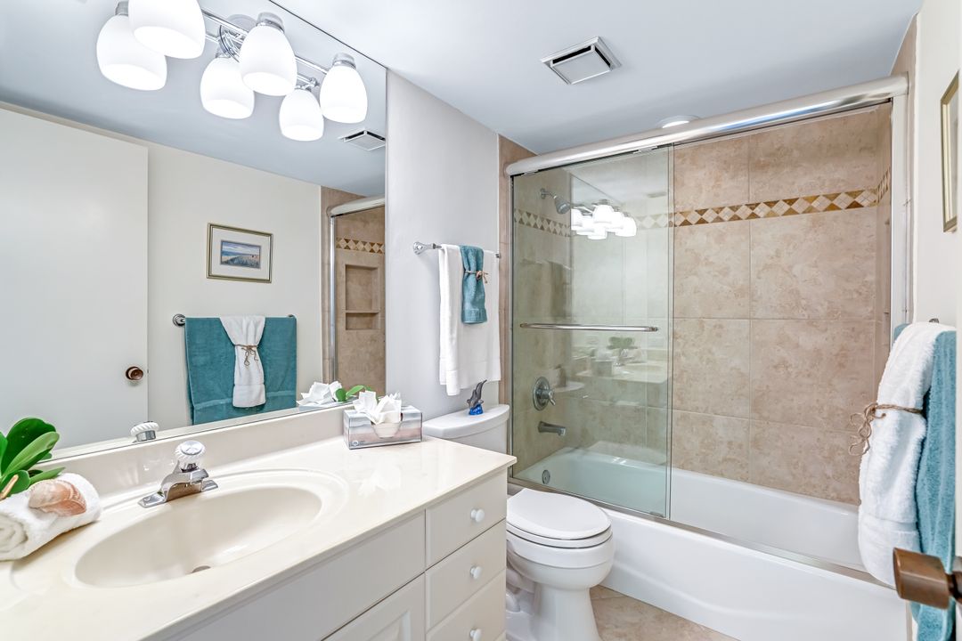 260 Seaview Ct #905, Marco Island, FL 34145