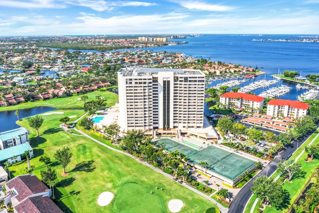 5260 S Landings Dr #809, Fort Myers, FL 33919