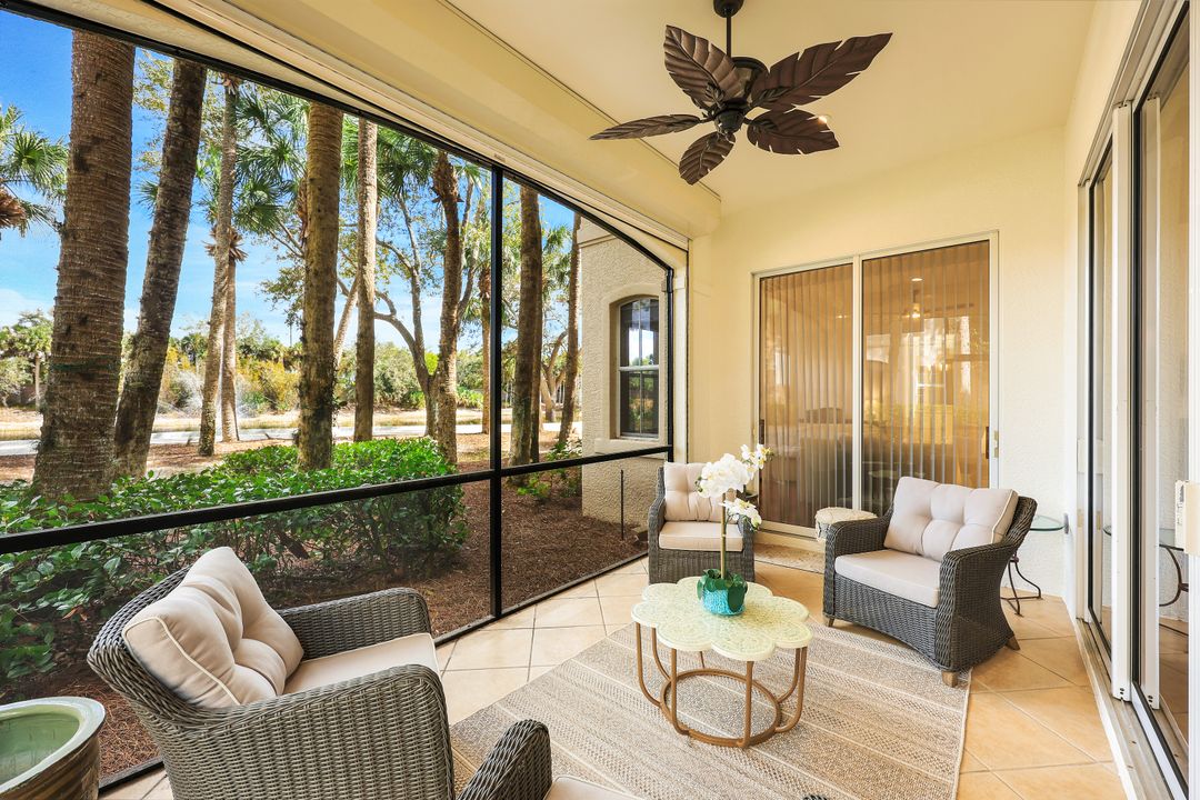 2858 Tiburon Blvd E  #101, Naples, FL 34109