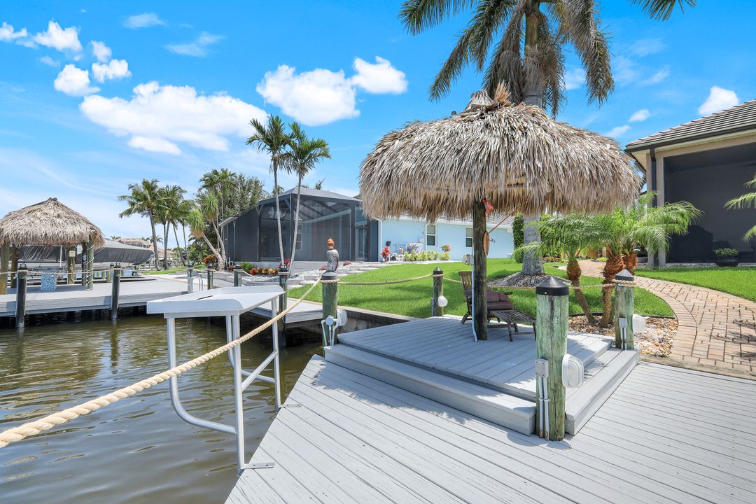5606 Merlyn Ln, Cape Coral, FL 33914