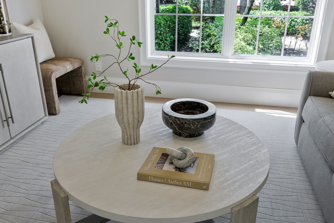 470 Terra Vista Ct, Naples, FL 34119