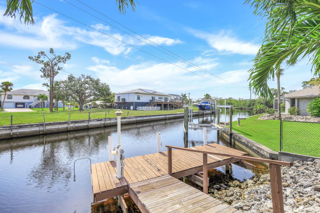 27111 Flossmoor Dr, Bonita Springs, FL 34135