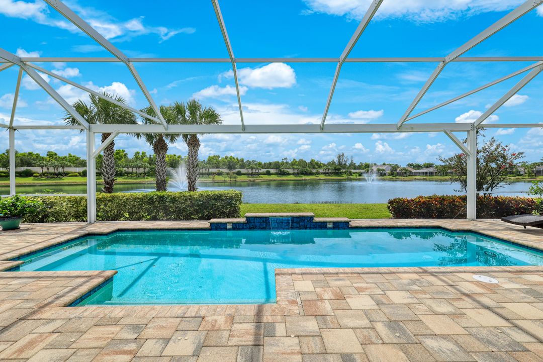10574 Tidewater Key Blvd, Estero, FL 33928