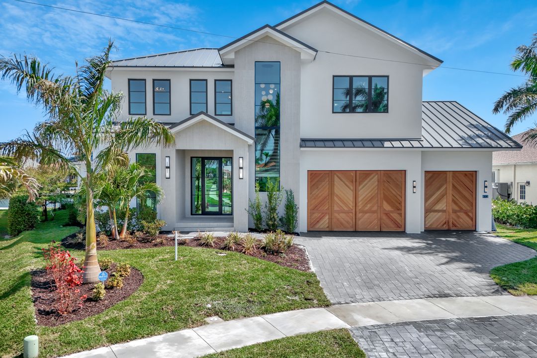 812 Milan Ct, Marco Island, FL 34145