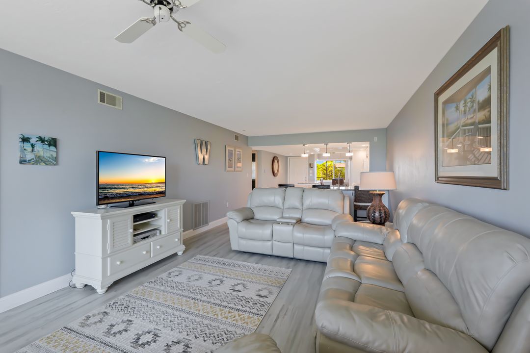 15161 Cedarwood Ln #503, Naples, FL 34110