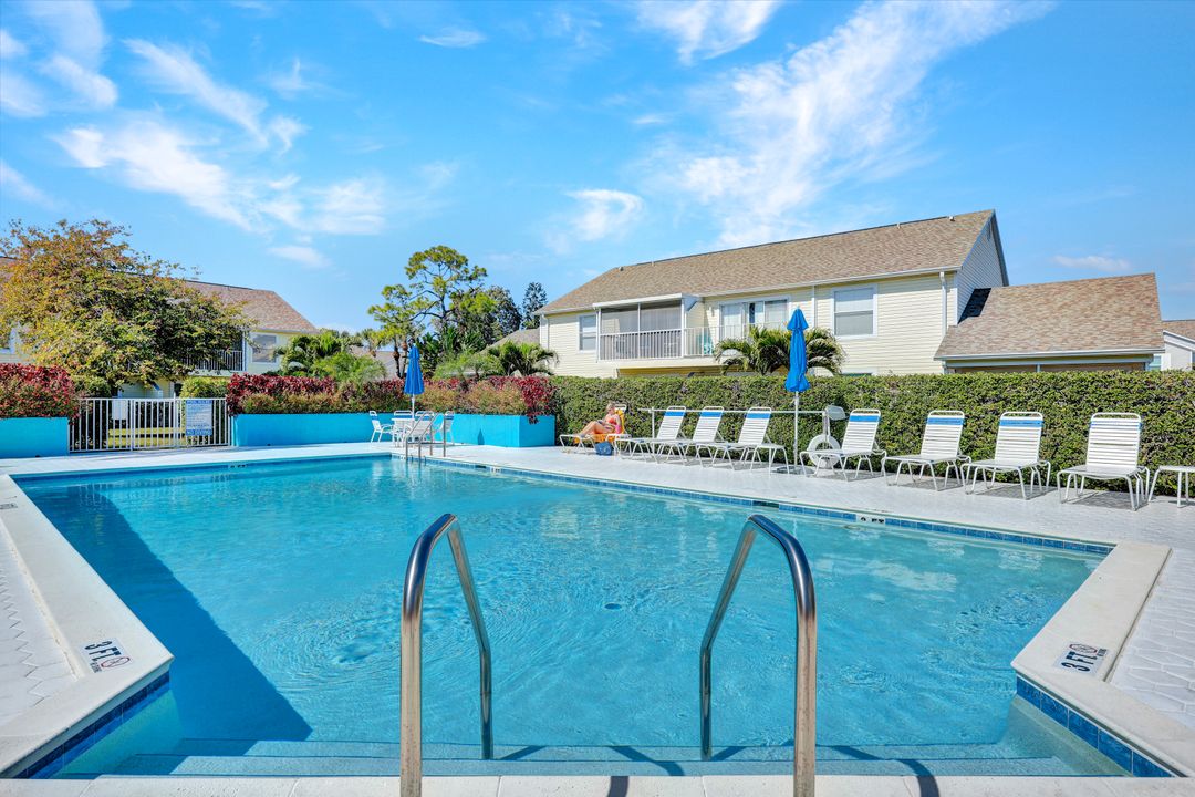 1599 Trafalgar Ln #C, Naples, FL 34116