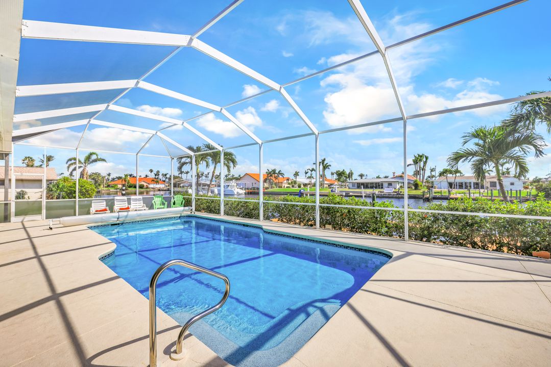 2008 Palaco Grande Pkwy, Cape Coral, FL 33904