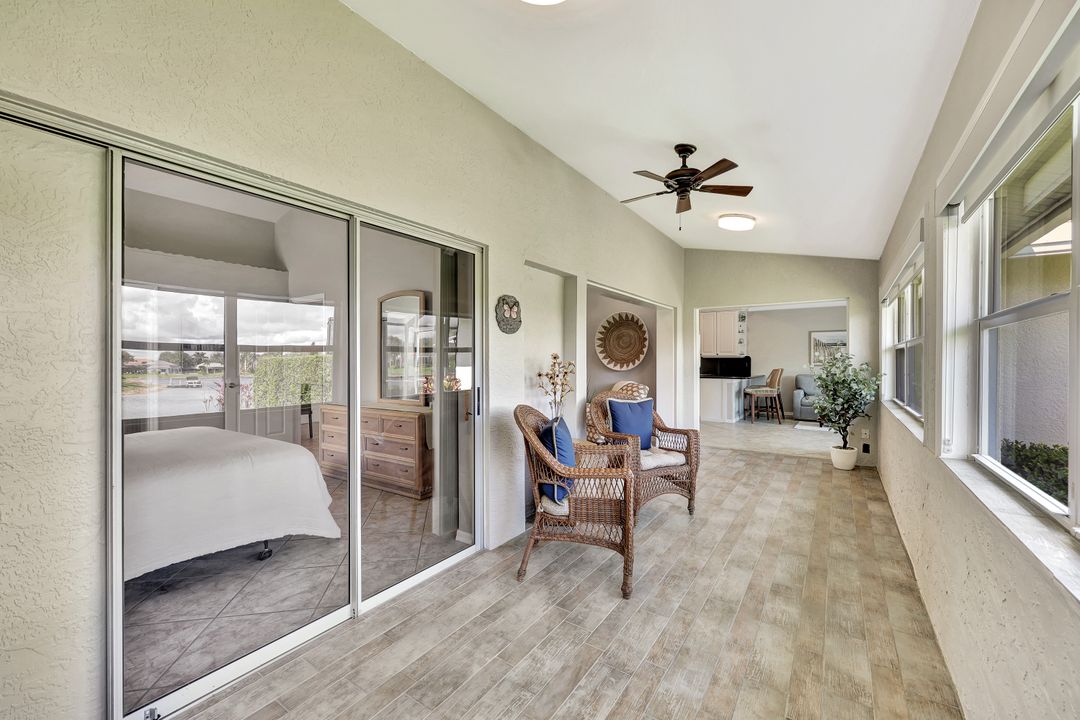 10898 Longshore Way W, Naples, FL 34119