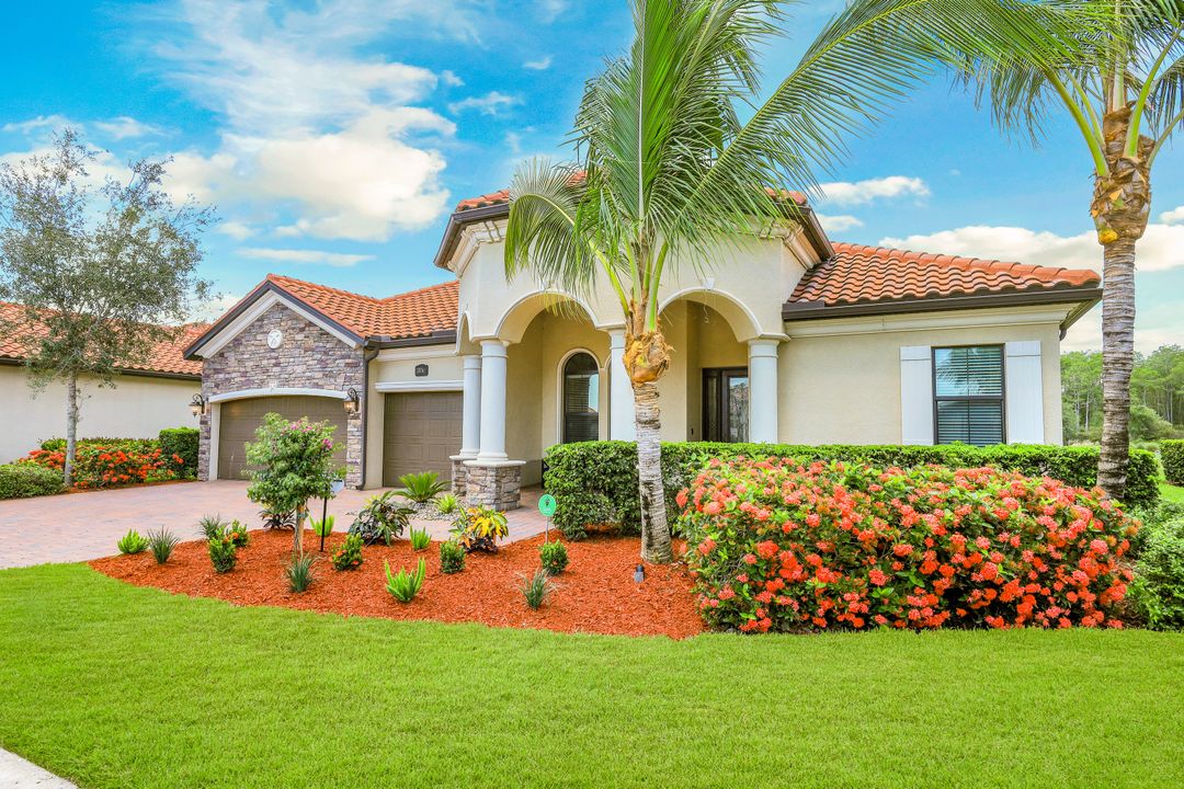 28761 Cavan Ct, Bonita Springs, FL 34135