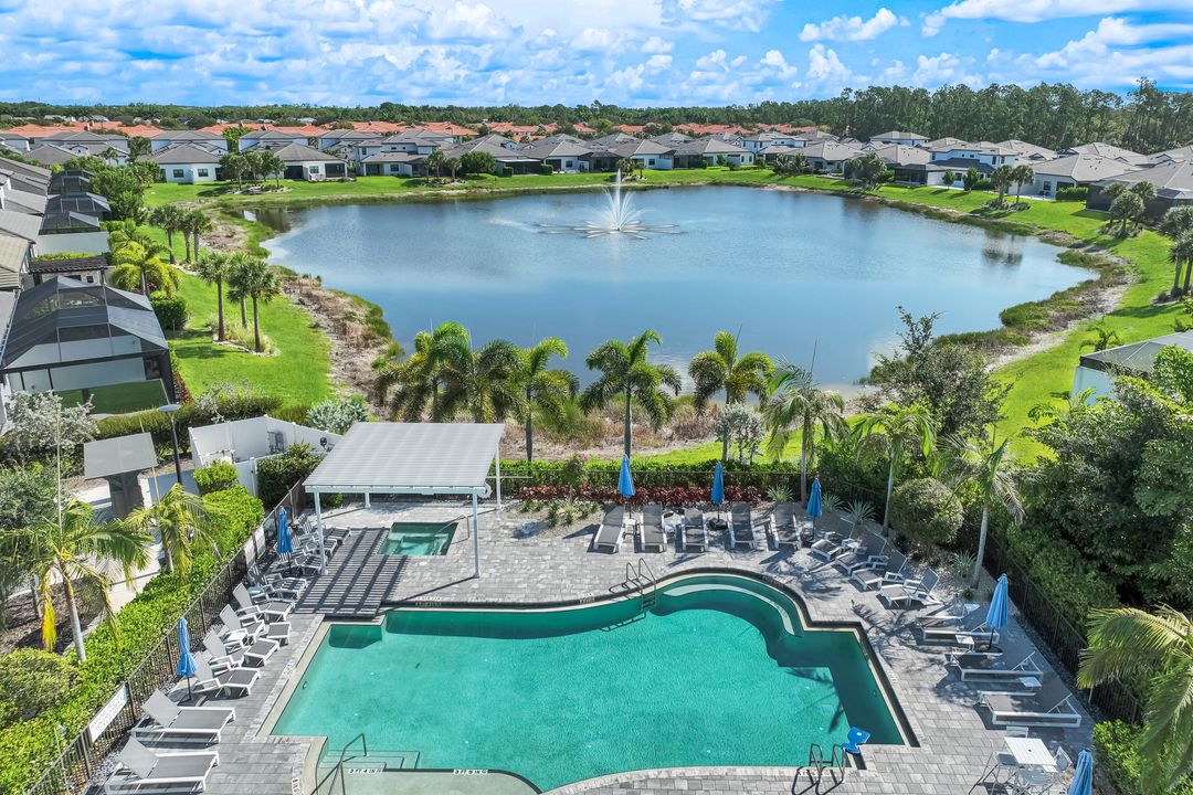 14788 Kingfisher Lp, Naples, FL 34120