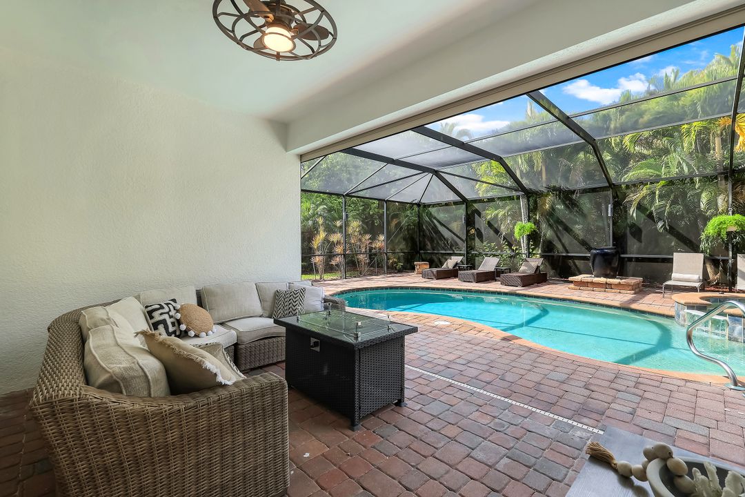 3783 Treasure Cove Cir, Naples, FL 34114