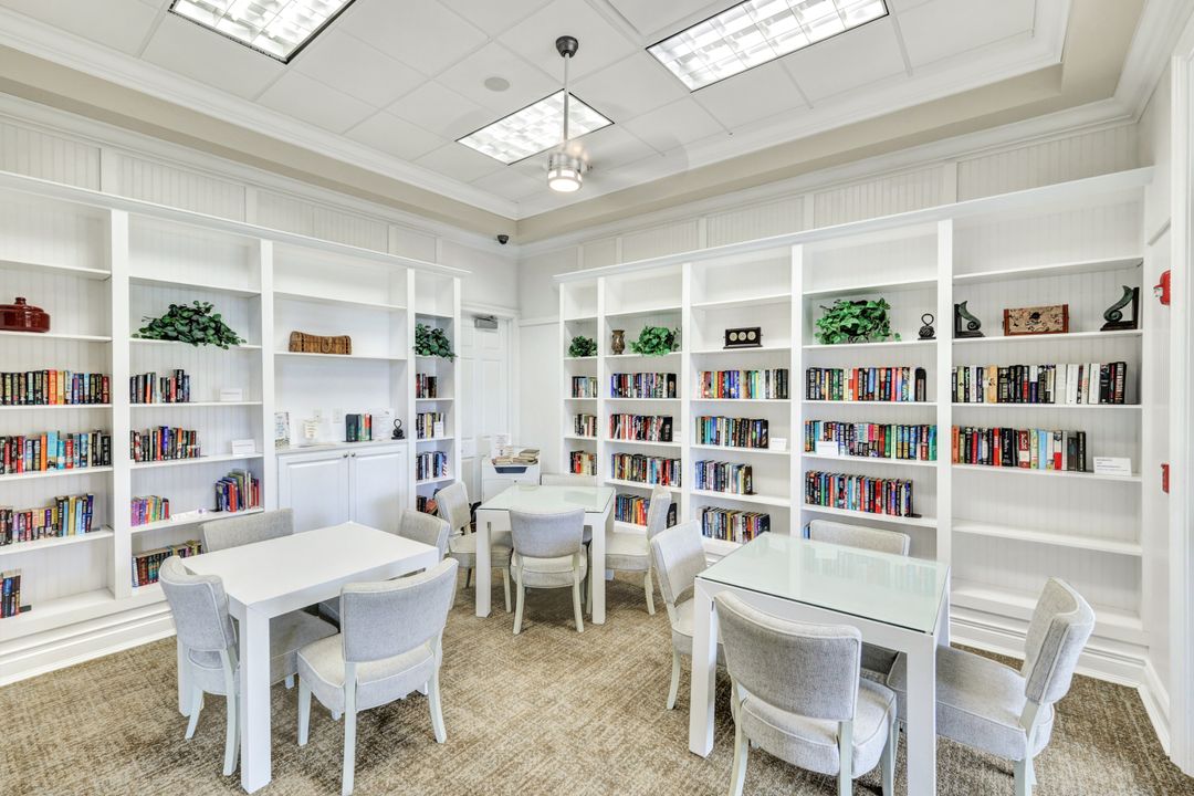 28729 Xenon Way, Bonita Springs, FL 34135