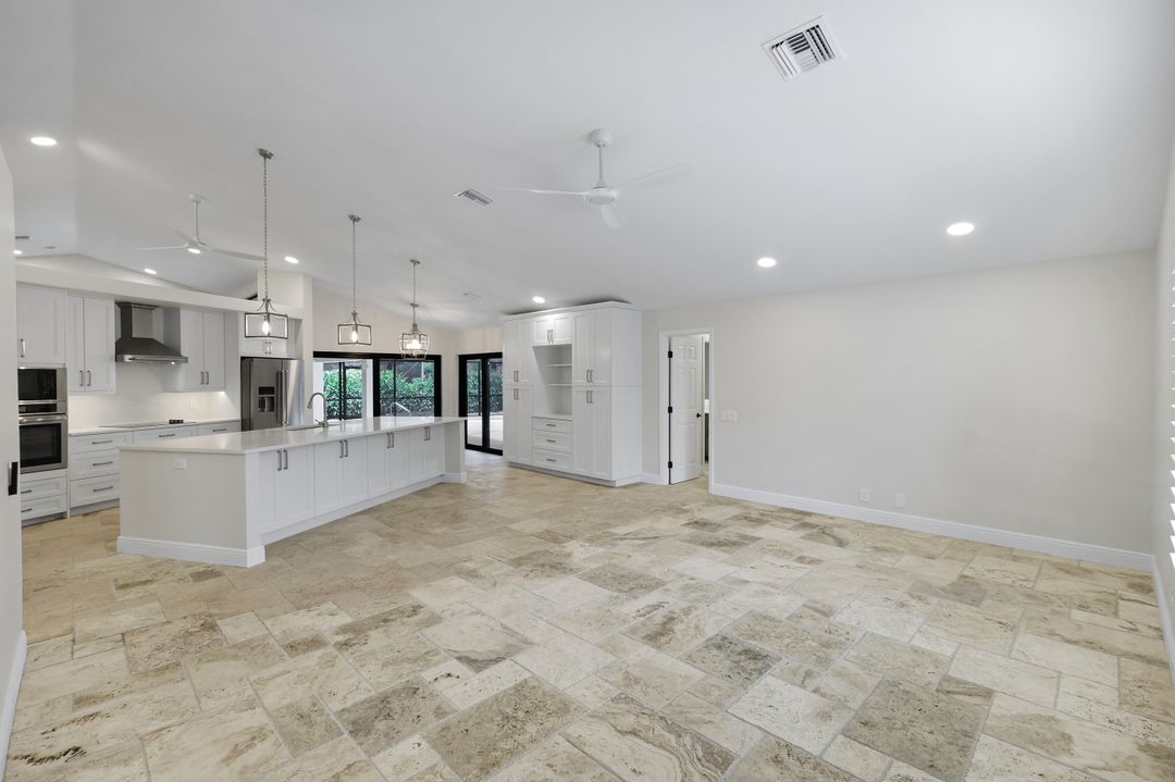 235 Silverado Dr, Naples, FL 34119