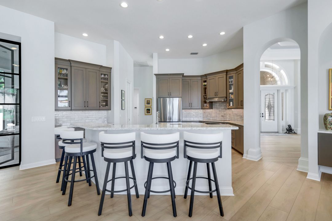 3616 Glenwater Ln, Bonita Springs, FL 34134