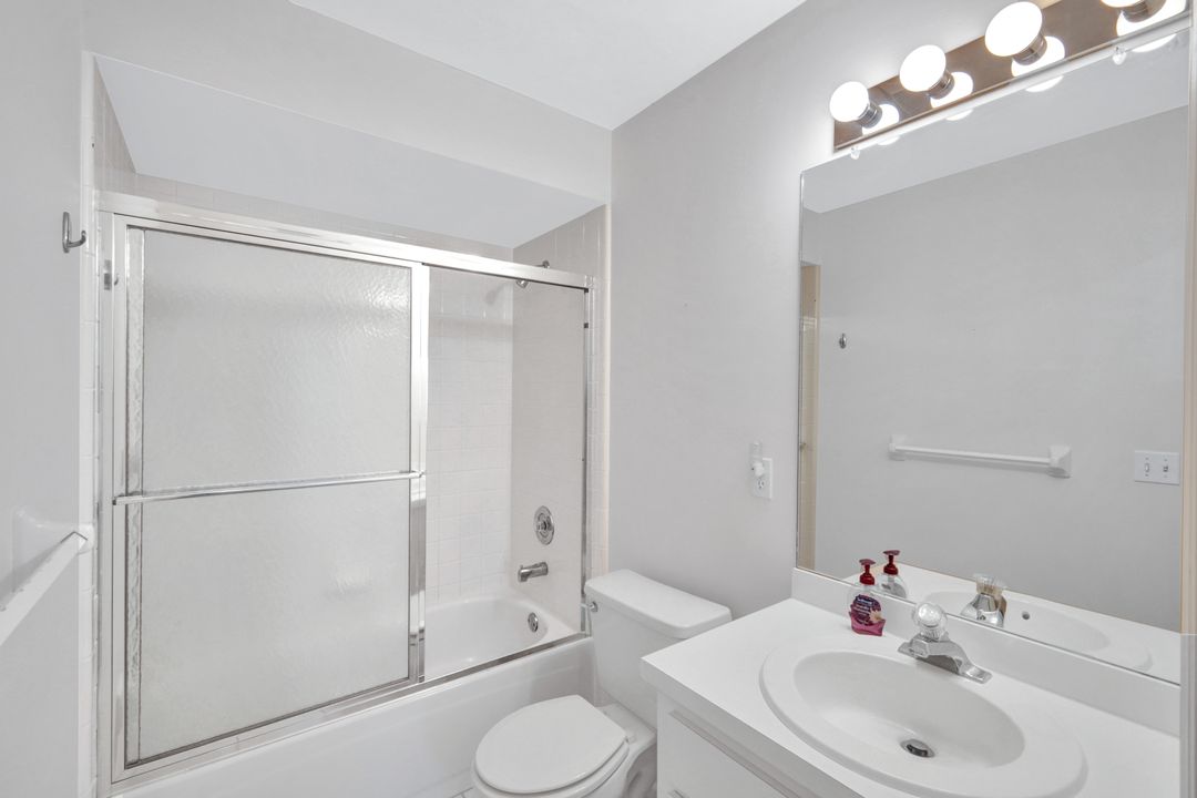 10622 Talmadge Ct, Lehigh Acres, FL 33936