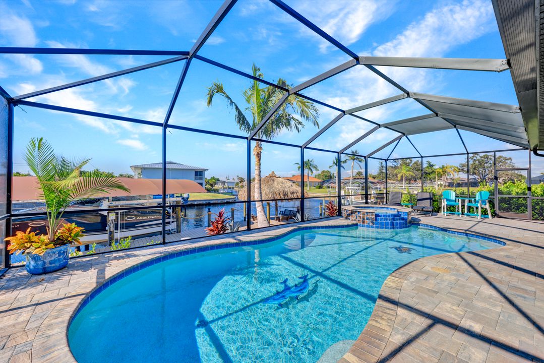 4530 SE 6th Ct, Cape Coral, FL 33904