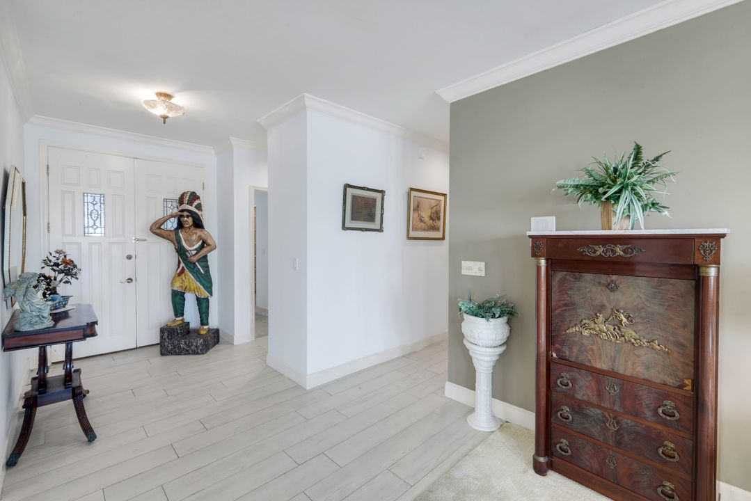 828 Hideaway Cir E #423, Marco Island, FL 34145