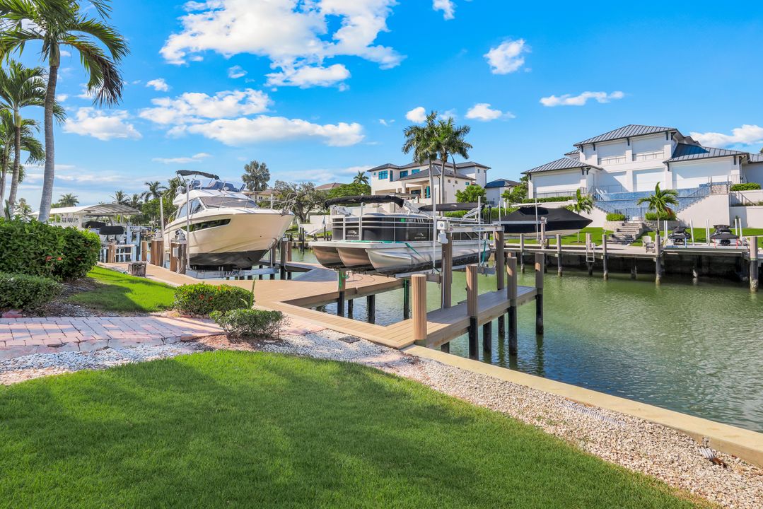 1658 McIlvaine Ct, Marco Island, FL 34145