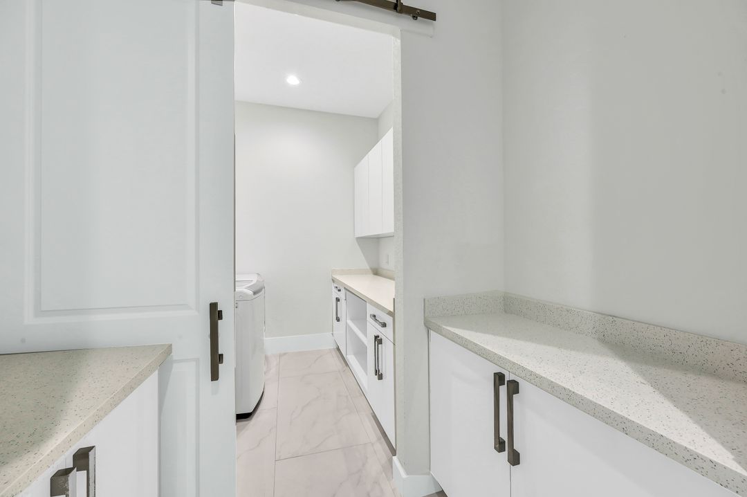 4930 Agualinda Blvd, Cape Coral, FL 33914