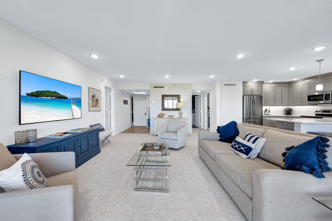 1080 S Collier Blvd #206, Marco Island, FL 34145