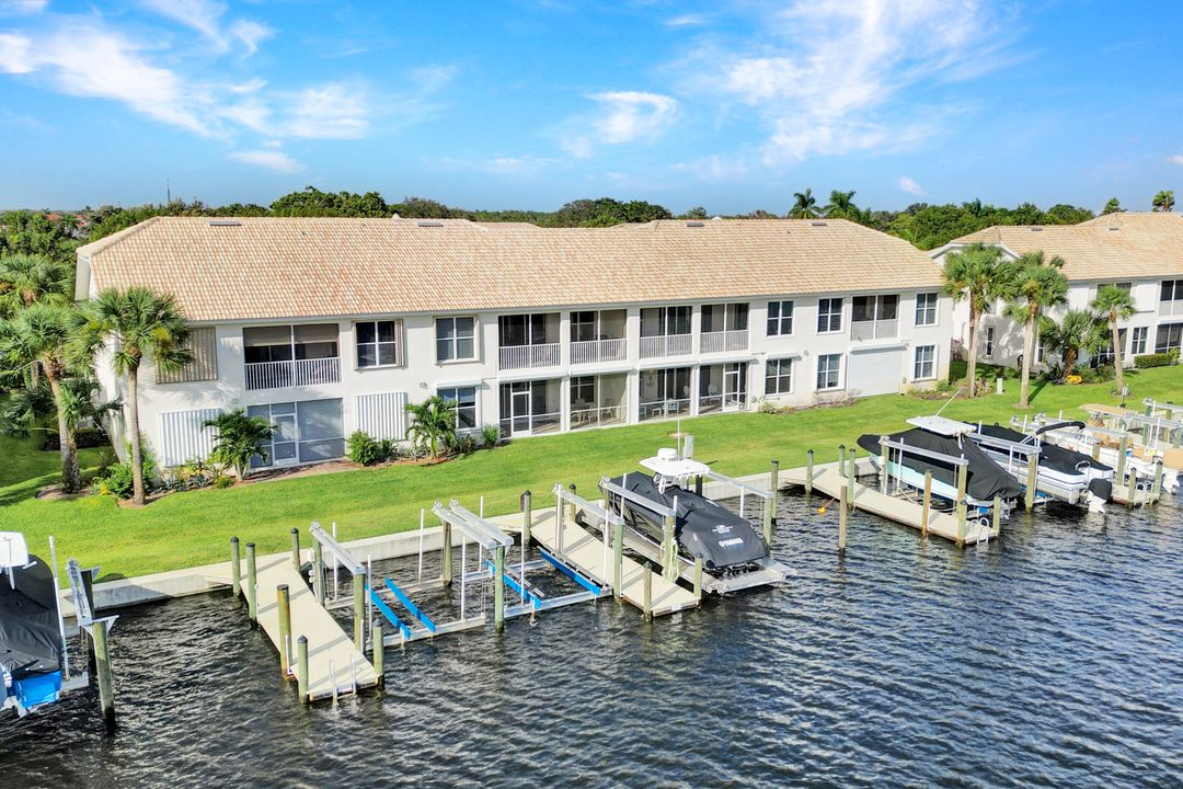 370 Stella Maris Dr N #2502, Naples, FL 34114