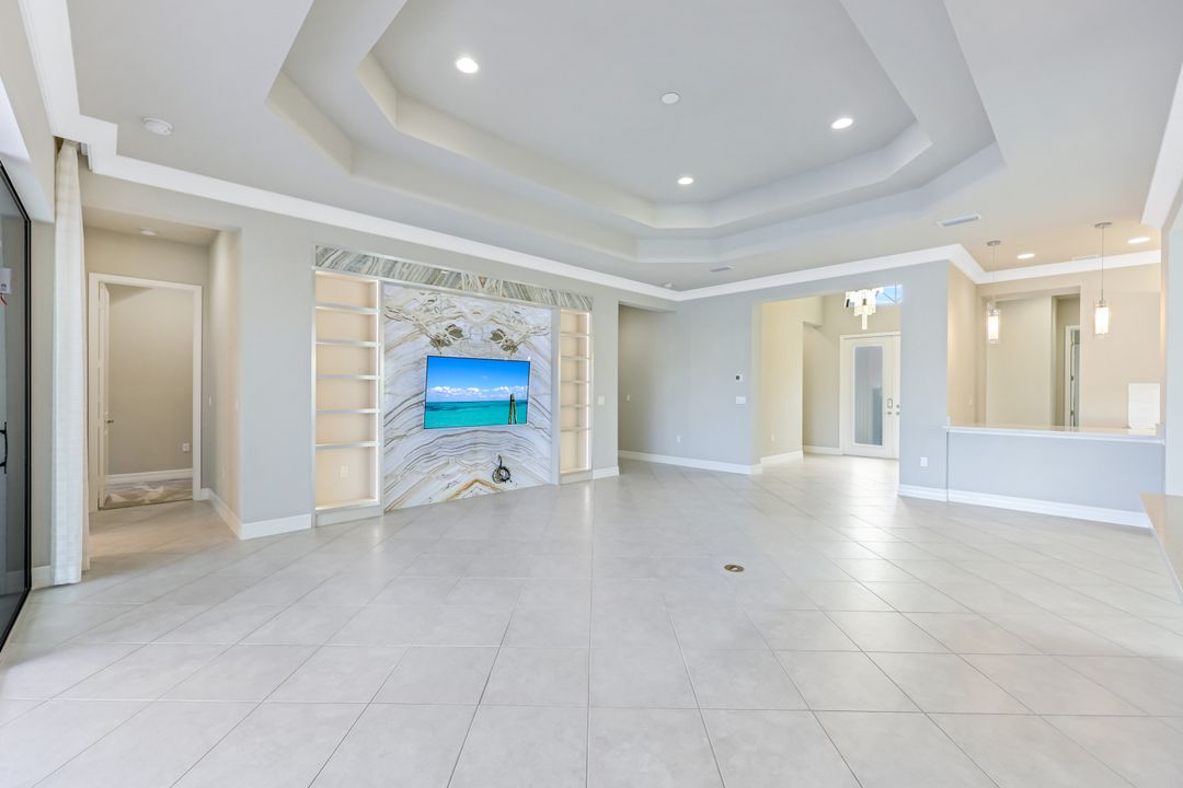 4426 Caldera Cir, Naples, FL 34119