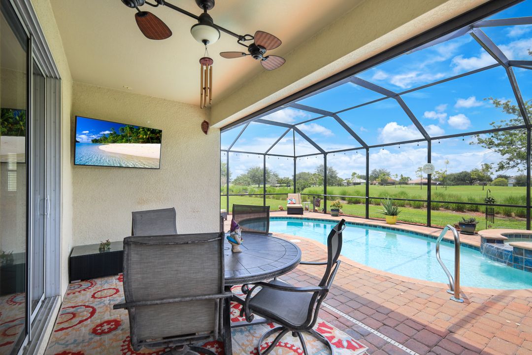 3147 Walnut Grove Ln, Alva, FL 33920