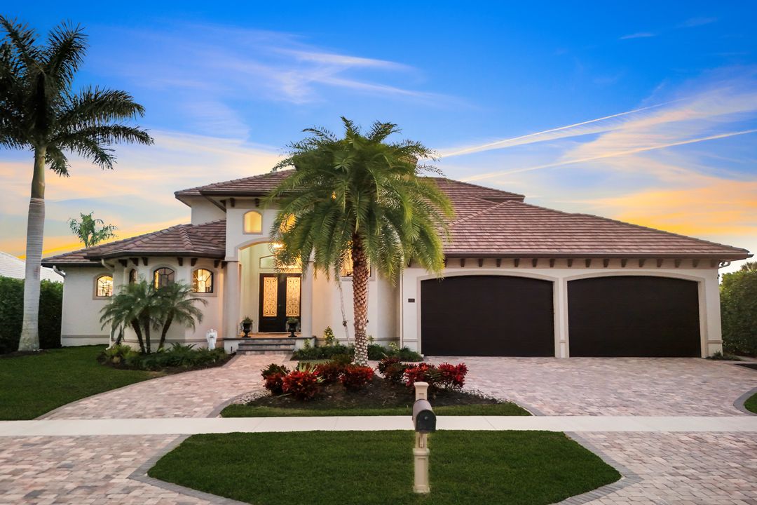 450 Pepperwood Ct, Marco Island, FL 34145