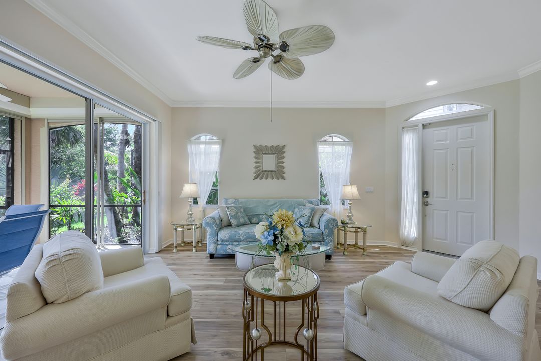 12695 Fox Ridge Dr, Bonita Springs, FL 34135