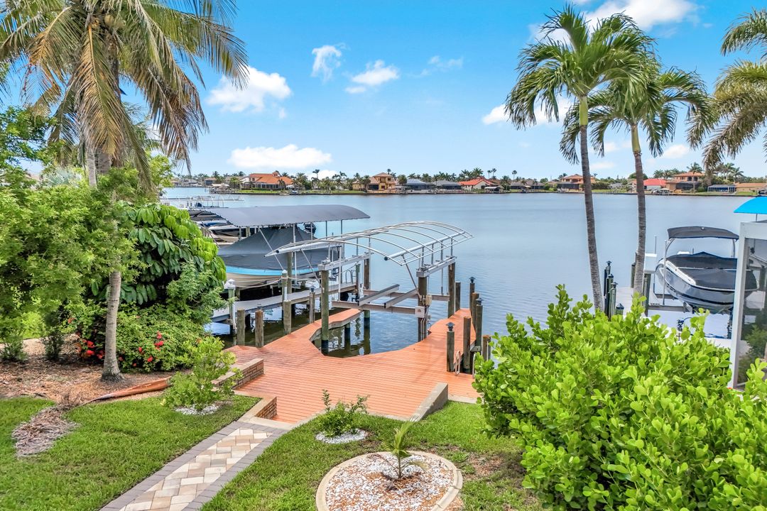 403 SW 53rd Terrace, Cape Coral, FL 33914