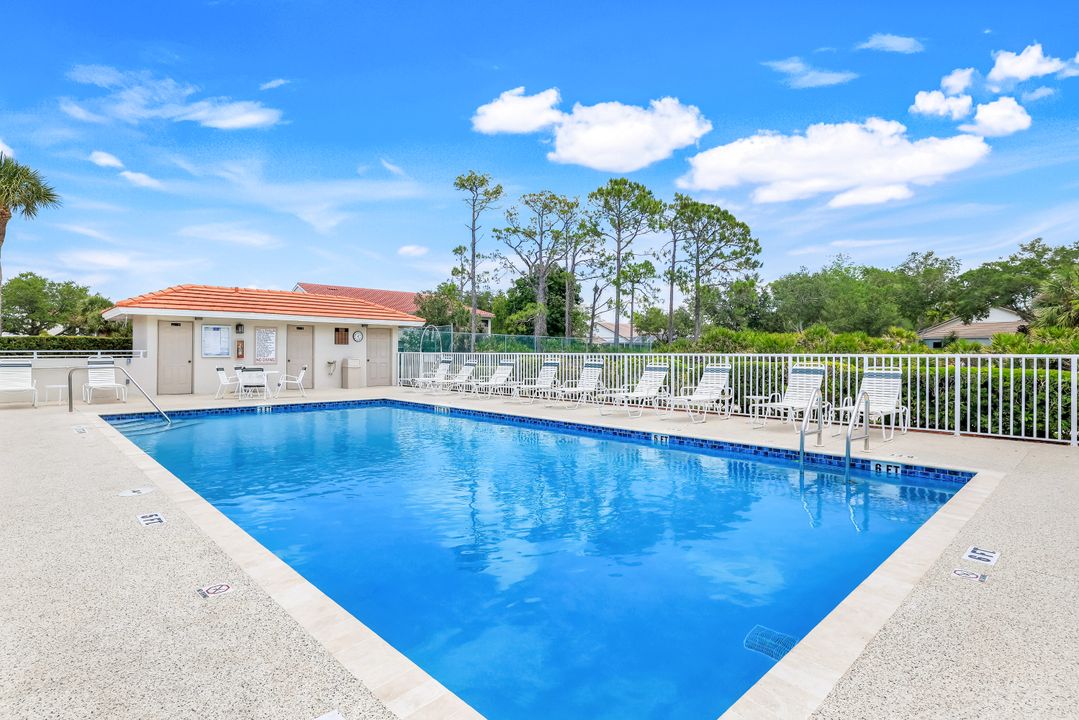 994 Eastham Way #101, Naples, FL 34104