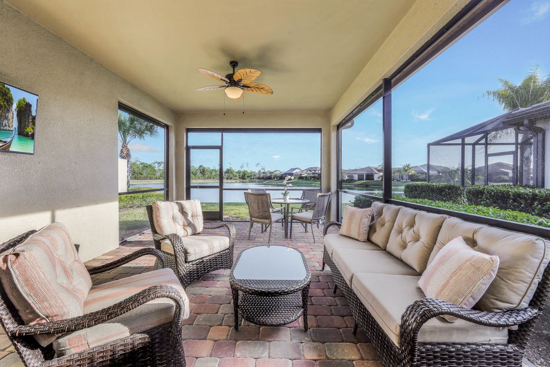 7790 Jacaranda Ln, Naples, FL 34114