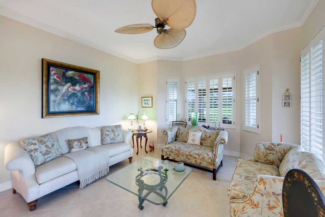 4959 Bollard Ct, Naples, FL 34112