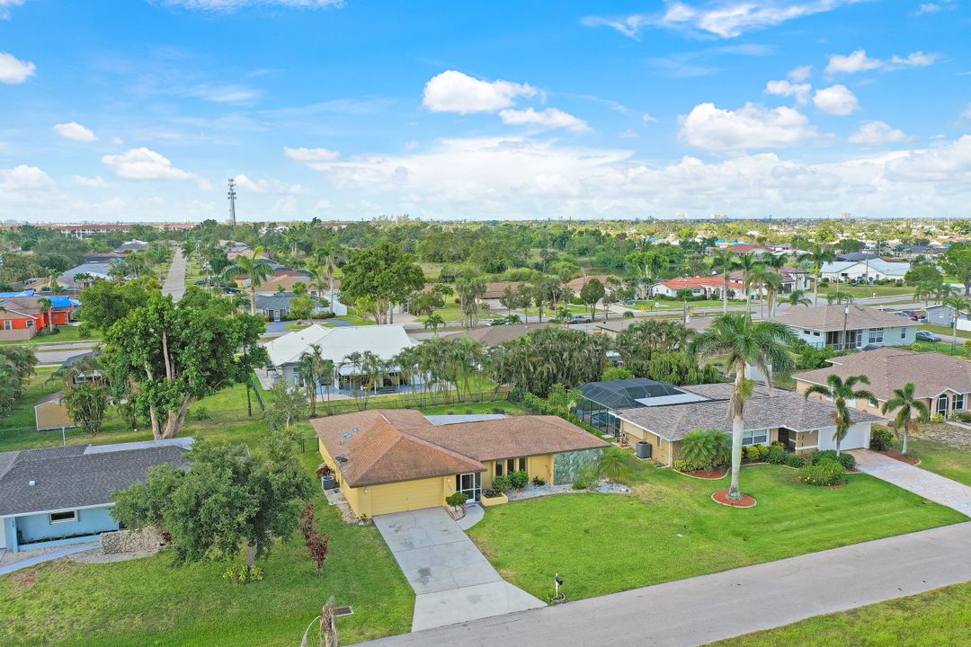 524 SE 36th St, Cape Coral, FL 33904