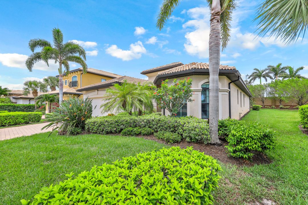 23432 Sanabria Loop, Bonita Springs, FL 34135