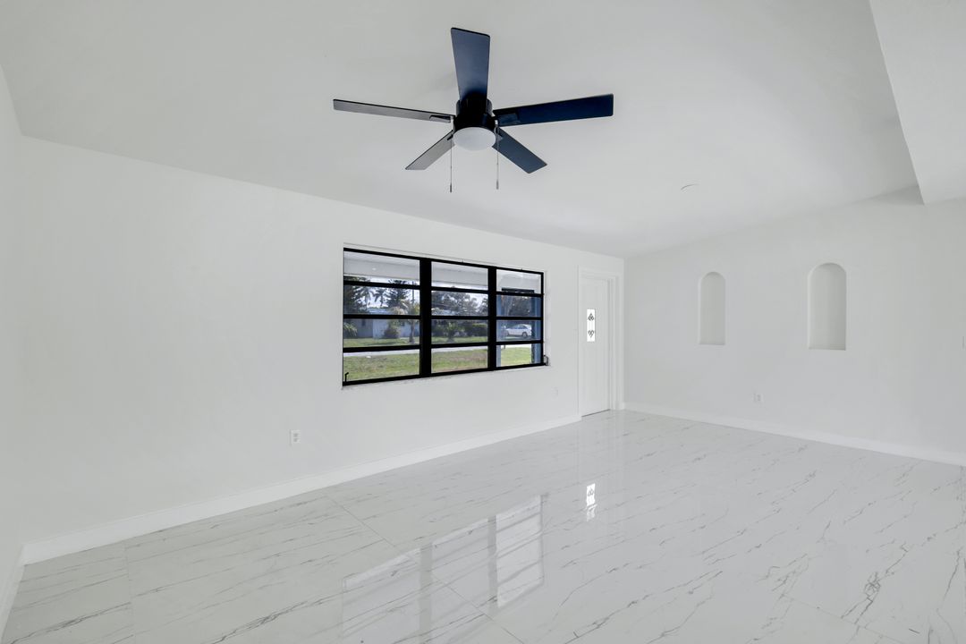 2118 Aldridge Ave, Fort Myers, FL 33907