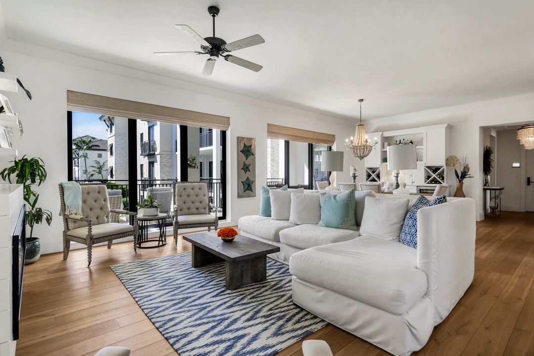 1035 3rd Ave S #310, Naples, FL 34102