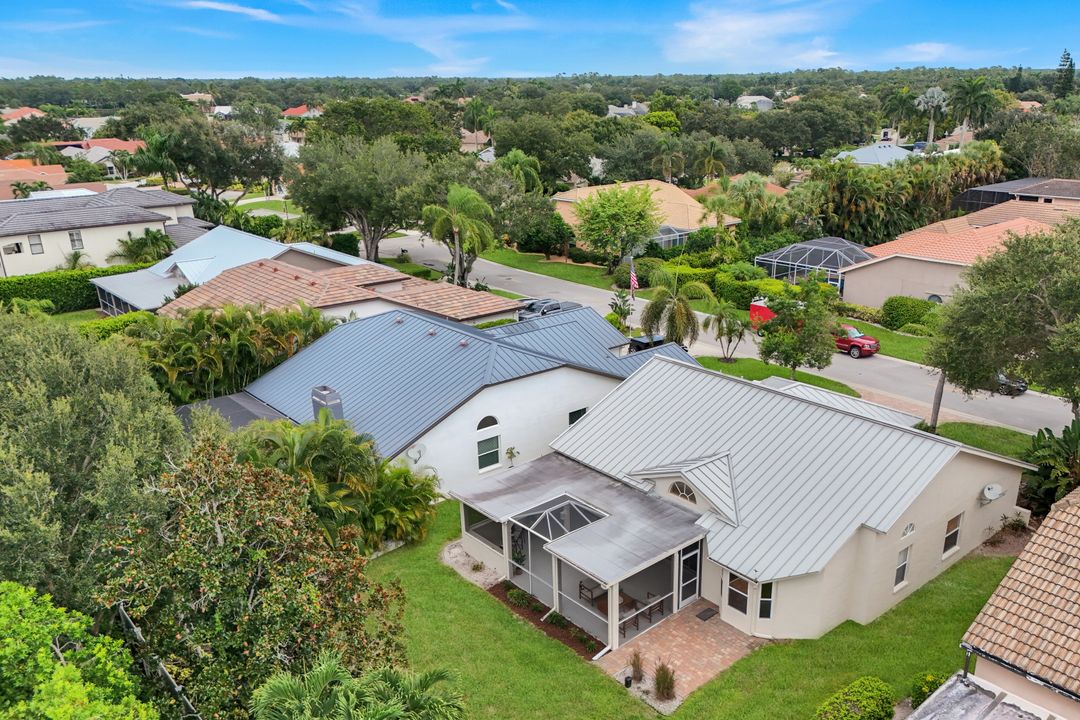 10951 Fieldfair Dr, Naples, FL 34119