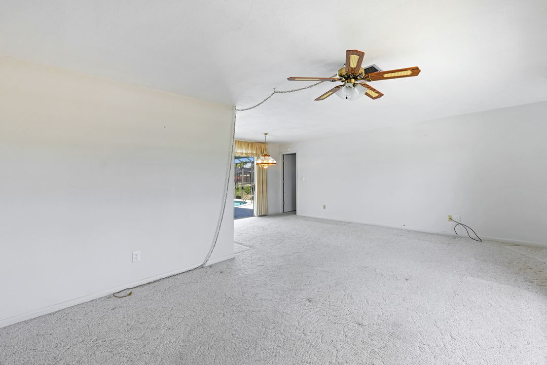 1741 SE 29th Ln, Cape Coral, FL 33904