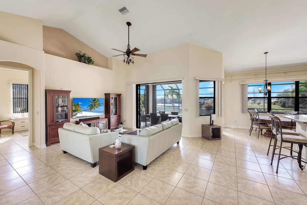 602 NW 3rd Ave, Cape Coral, FL 33993