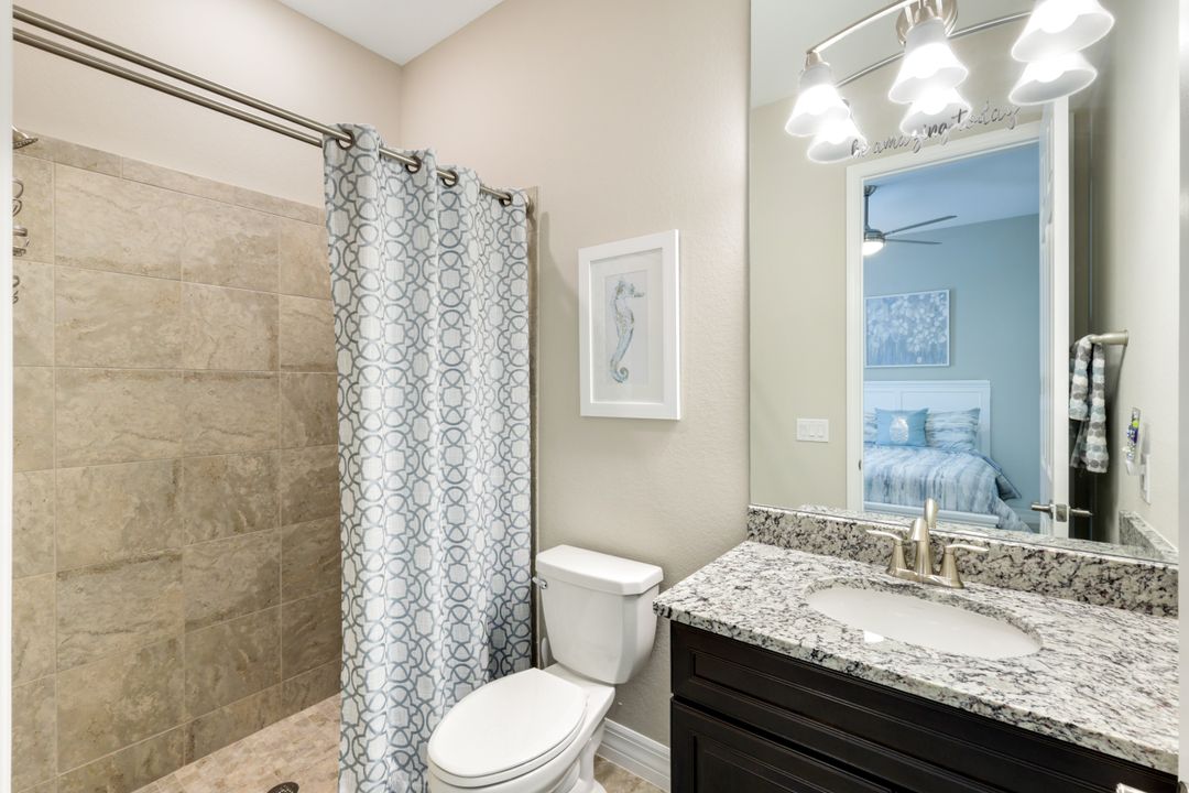1839 Mustique St, Naples, FL 34120