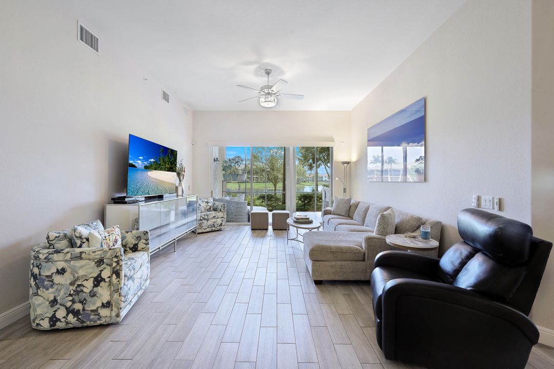 3093 Aviamar Cir #104, Naples, FL 34114