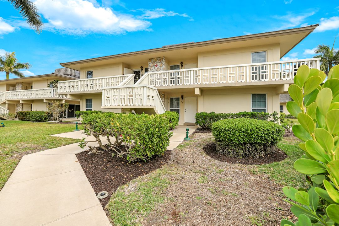 1215 Edington Pl, Marco Island, FL 34145