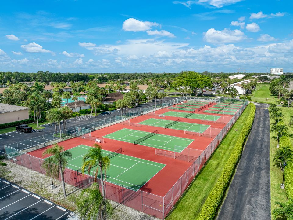 4038 Northlight Dr #1506, Naples, FL 34112