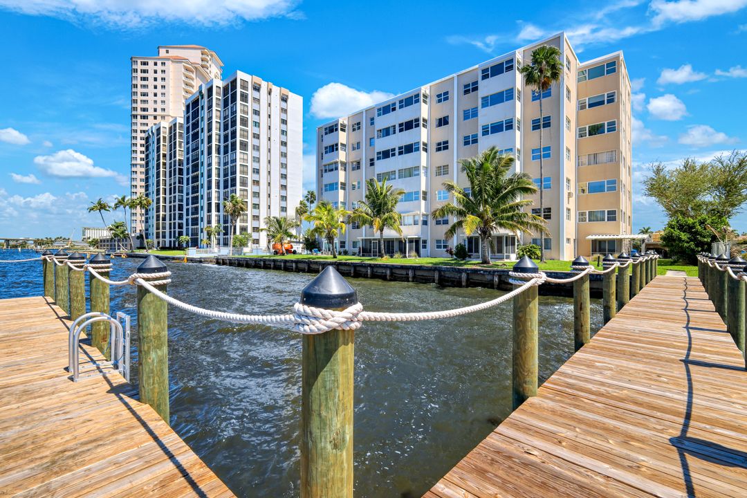 1900 Clifford St  #507, Fort Myers, FL 33901