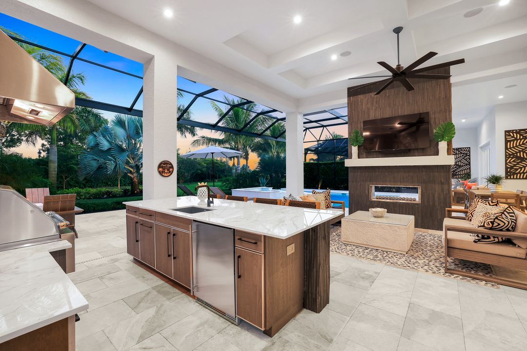 3124 Livorno Lane, Naples, FL 34110