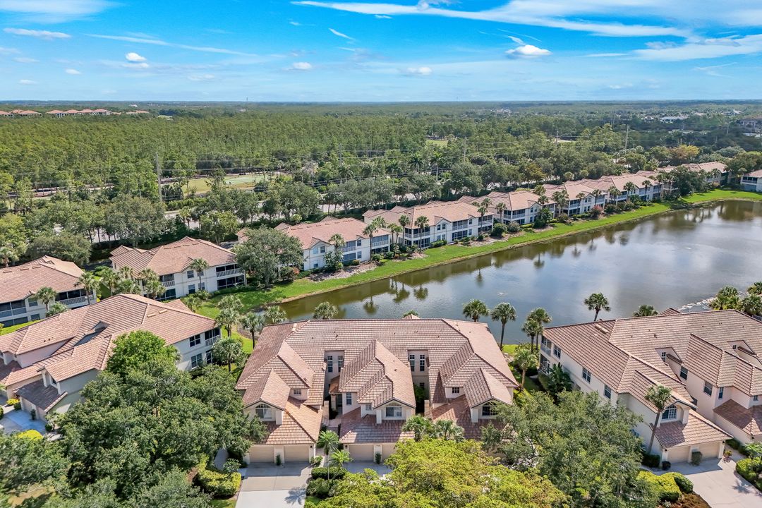7756 Gardner Dr #102, Naples, FL 34109