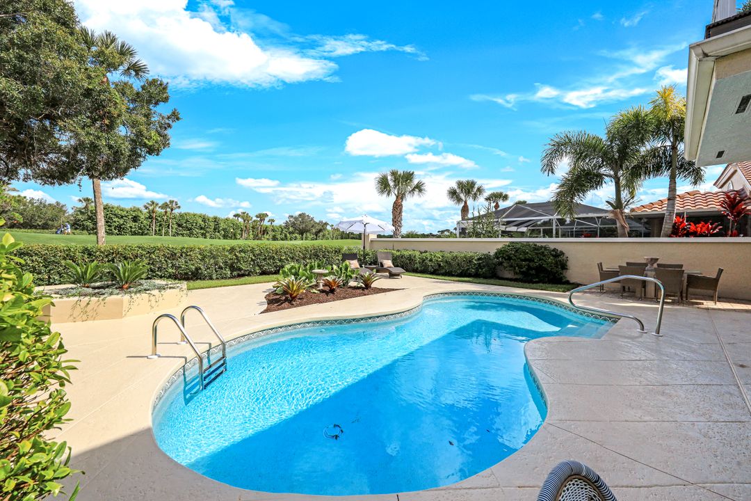 211 Via Napoli, Naples, FL 34105