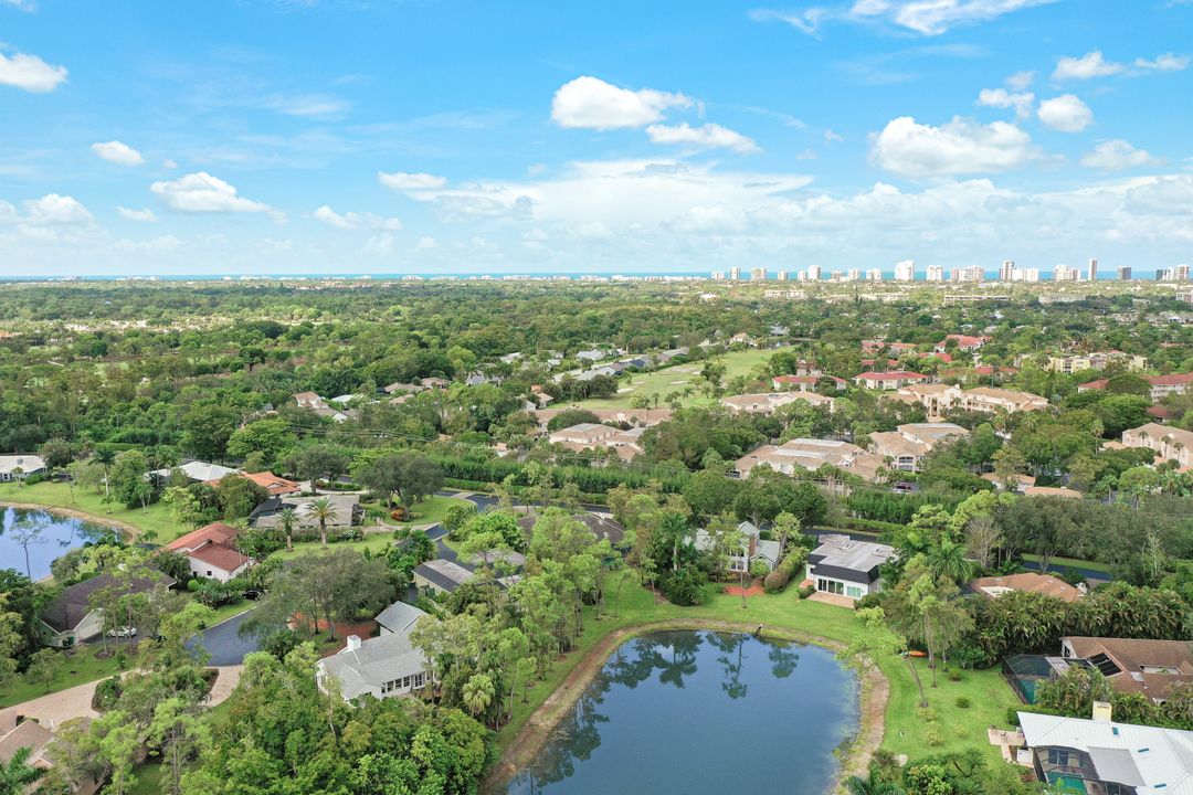 861 Swallow Point, Naples, FL 34105